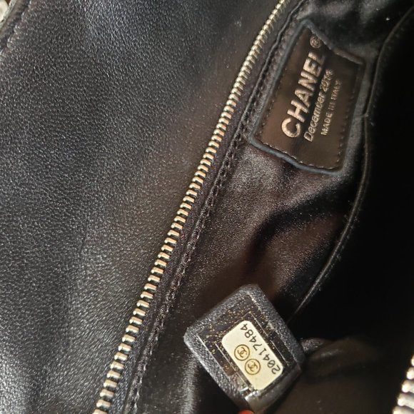 Aunthentic Chanel Limited Edition Dec 2014 - Picture 7 of 11